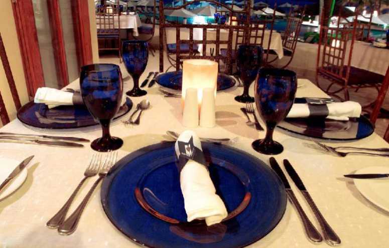 Hotel Emporio Ixtapa Zihuatanejo Hotel Emporio Ixtapa Zihuatanejo. Habitaciones del Hotel Emporio Ixtapa Zihuatanejo. Paquetes del Hotel Emporio Ixtapa Zihuatanejo. Ofertas del Hotel Emporio Ixtapa Zihuatanejo. Promociones del Hotel Emporio Ixtapa Zihuatanejo. Tarifas Hotel Emporio Ixtapa Zihuatanejo. Todo Incluido en el Hotel Emporio Ixtapa Zihuatanejo