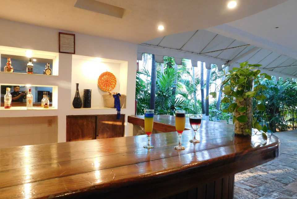 Hotel Fontán Ixtapa Zihuatanejo Hotel Fontán Ixtapa Zihuatanejo. Habitaciones del Hotel Fontán Ixtapa Zihuatanejo. Paquetes del Hotel Fontán Ixtapa Zihuatanejo. Ofertas del Hotel Fontán Ixtapa Zihuatanejo. Promociones del Hotel Fontán Ixtapa Zihuatanejo. Tarifas Hotel Fontán Ixtapa Zihuatanejo. Todo Incluido en el Hotel Fontán Ixtapa Zihuatanejo