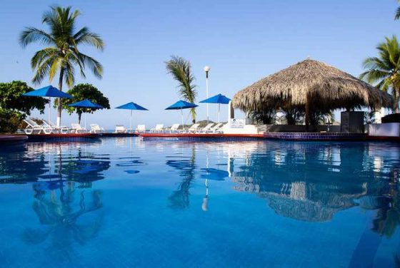 Hotel Qualton Ixtapa Zihuatanejo. Habitaciones del Hotel Qualton Ixtapa Zihuatanejo. Paquetes del Hotel Qualton Ixtapa Zihuatanejo. Ofertas del Hotel Qualton Ixtapa Zihuatanejo. Promociones del Hotel Qualton Ixtapa Zihuatanejo. Tarifas Hotel Qualton Ixtapa Zihuatanejo. Todo Incluido en el Hotel Qualton Ixtapa Zihuatanejo