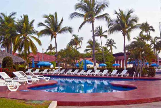 Hotel Qualton Ixtapa Zihuatanejo. Habitaciones del Hotel Qualton Ixtapa Zihuatanejo. Paquetes del Hotel Qualton Ixtapa Zihuatanejo. Ofertas del Hotel Qualton Ixtapa Zihuatanejo. Promociones del Hotel Qualton Ixtapa Zihuatanejo. Tarifas Hotel Qualton Ixtapa Zihuatanejo. Todo Incluido en el Hotel Qualton Ixtapa Zihuatanejo